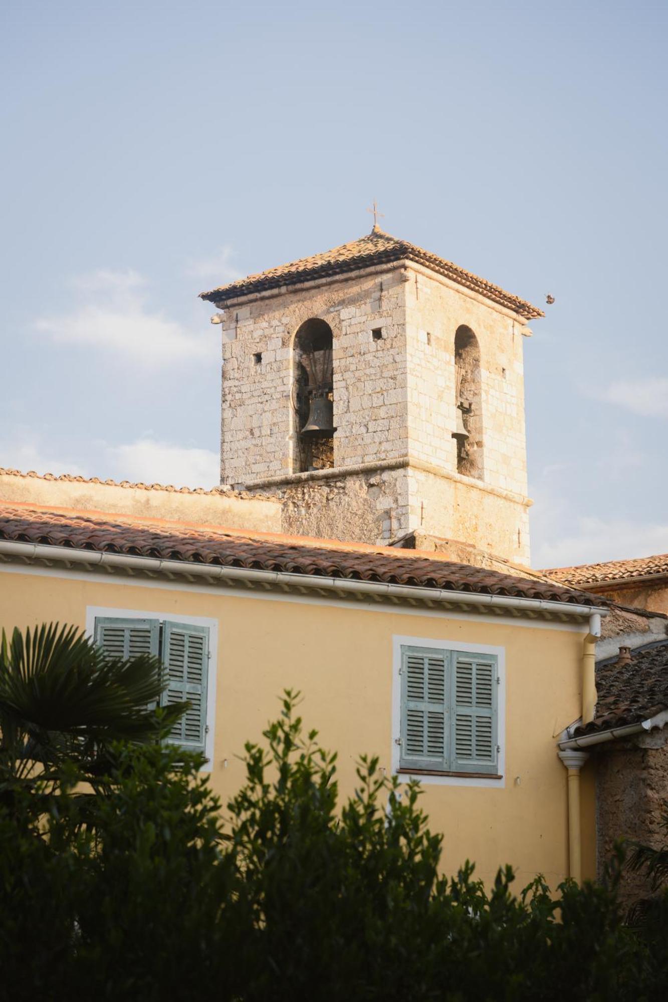 אופס Auberge De La Tour מראה חיצוני תמונה