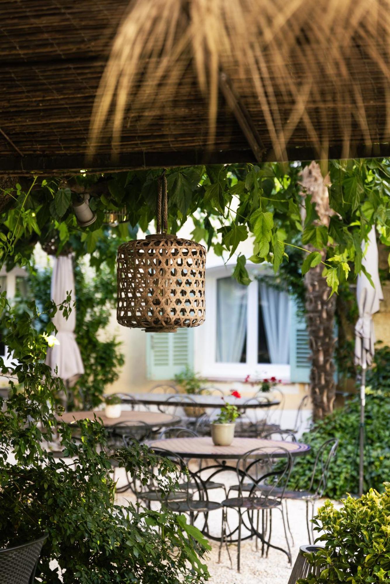 אופס Auberge De La Tour מראה חיצוני תמונה